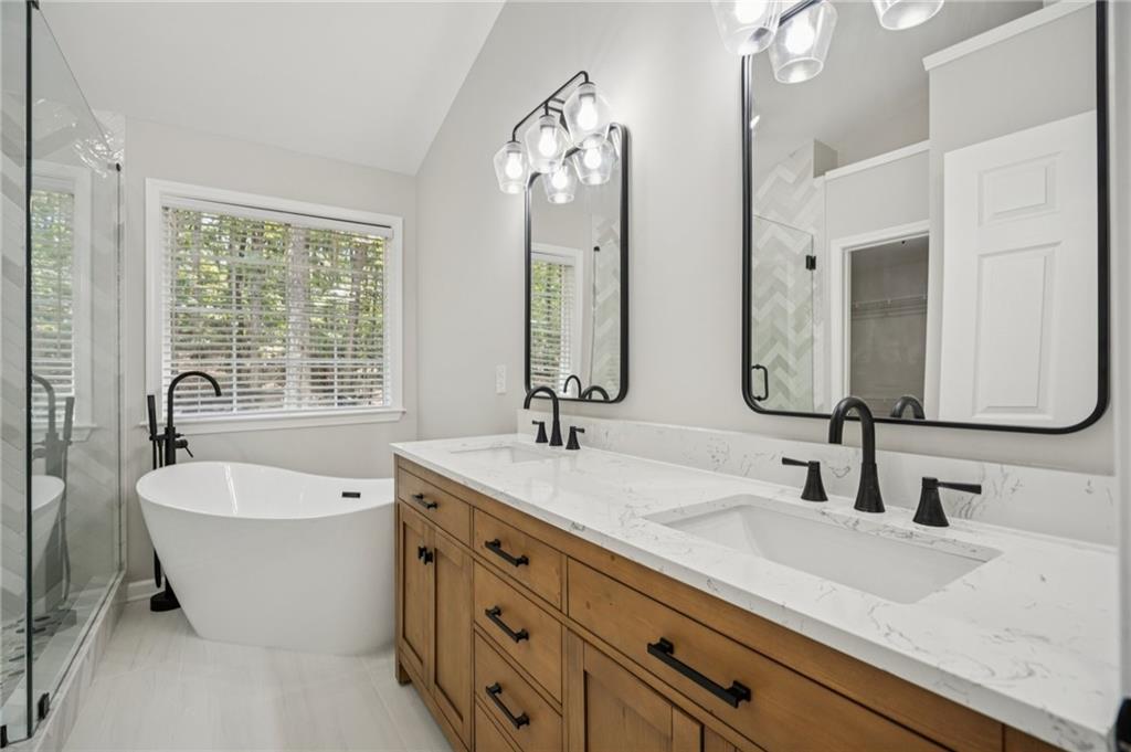 165 Sable Pointe Drive