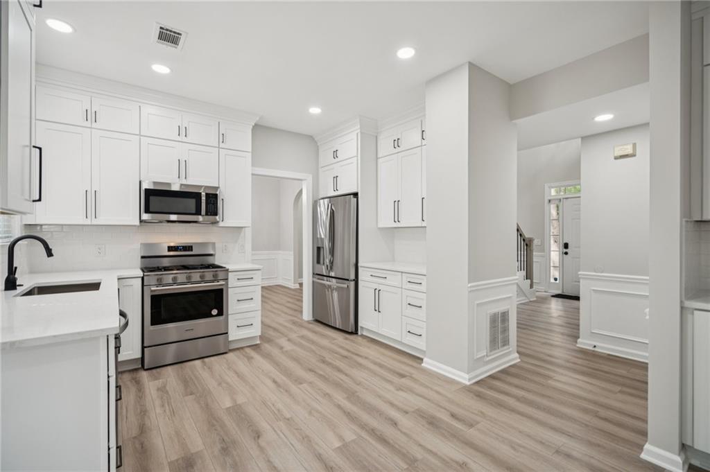 165 Sable Pointe Drive