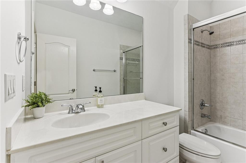 630 Greenview Terrace