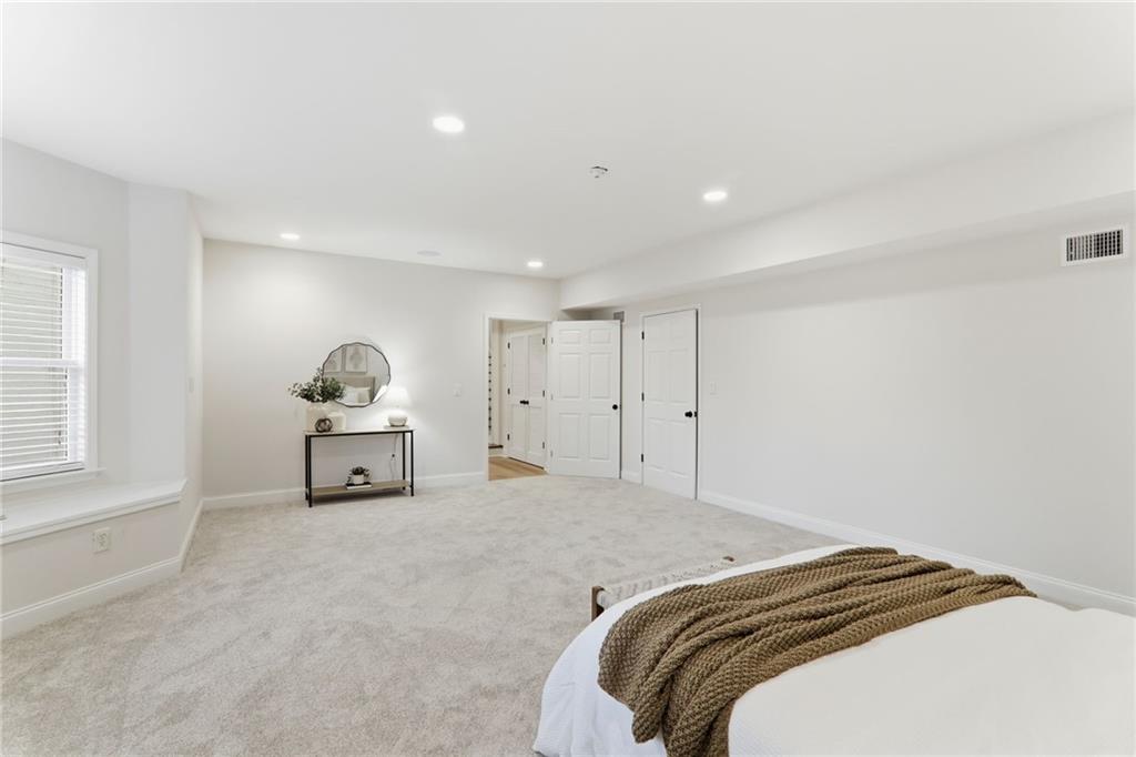 650 Greenview Terrace