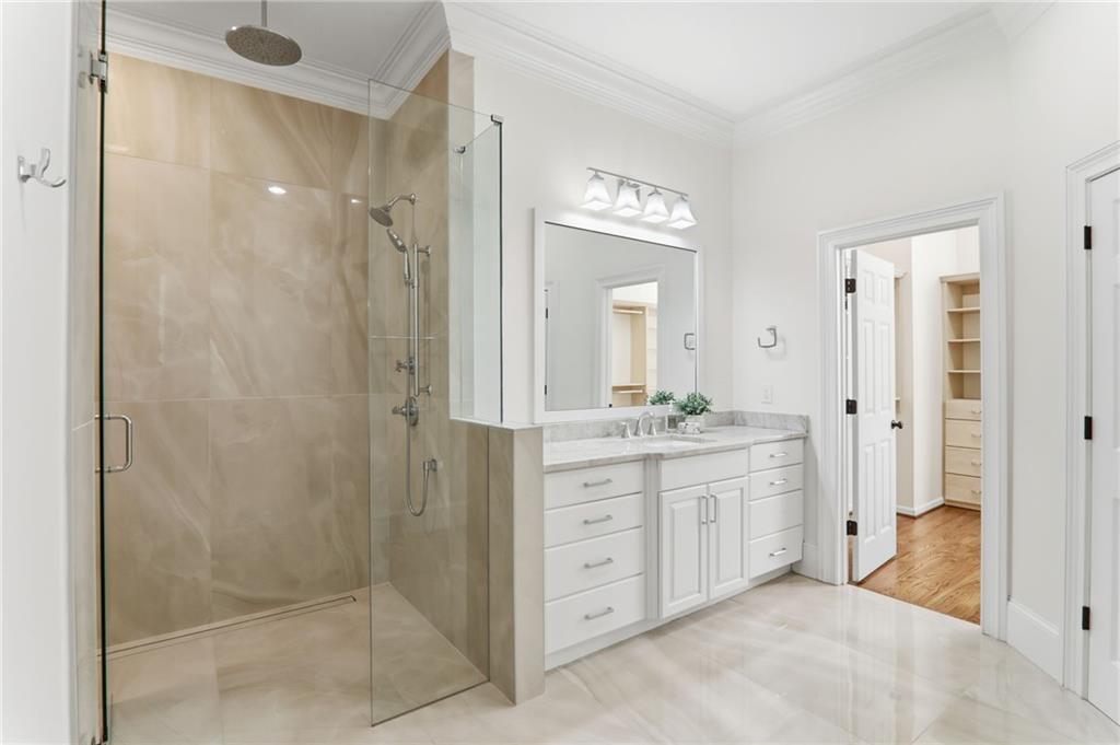 650 Greenview Terrace