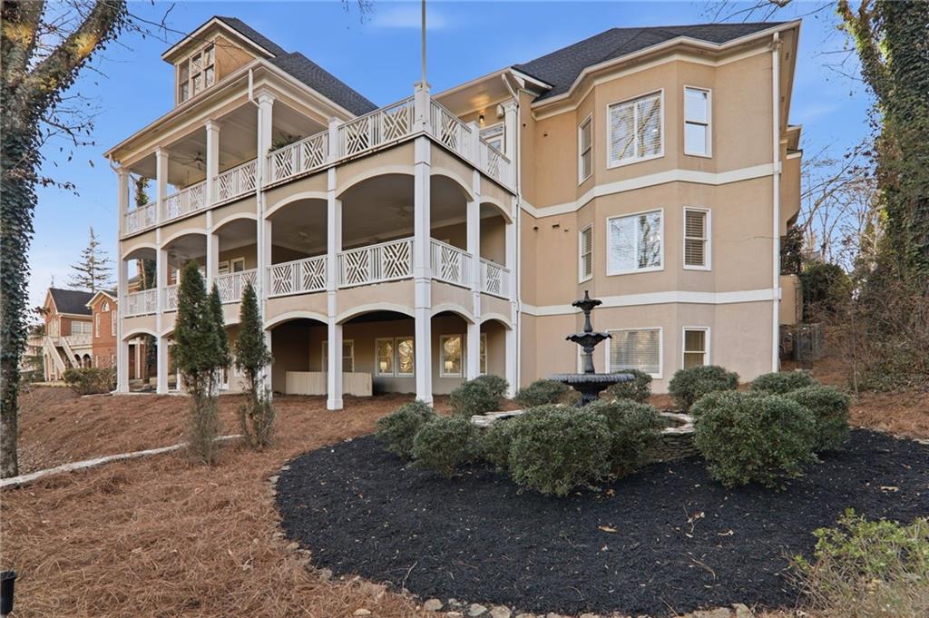 650 Greenview Terrace