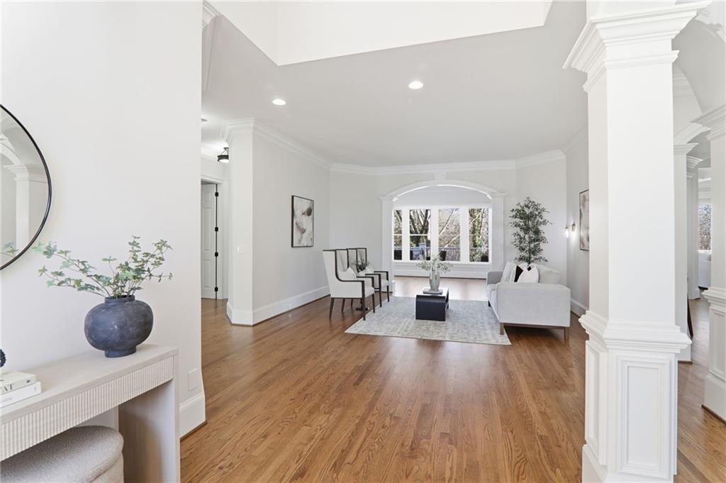 650 Greenview Terrace