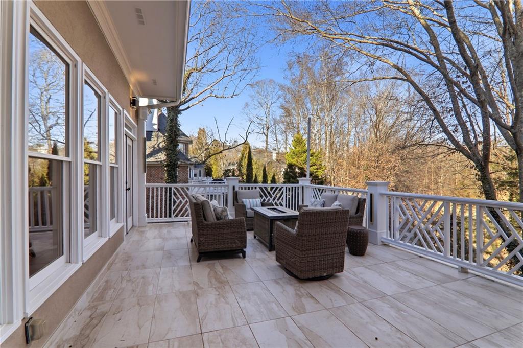 650 Greenview Terrace