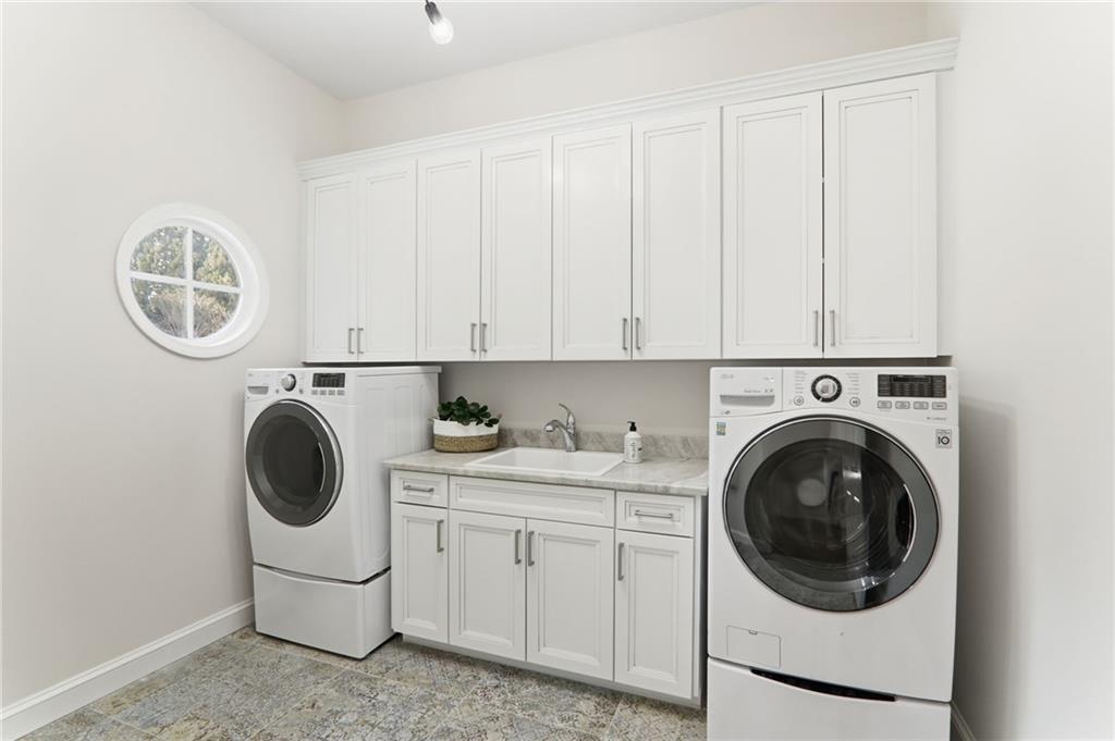 650 Greenview Terrace