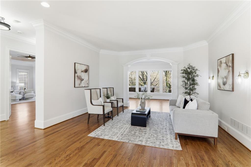 650 Greenview Terrace