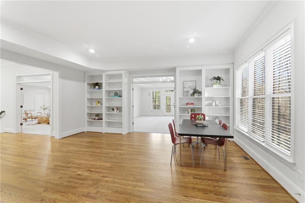 650 Greenview Terrace