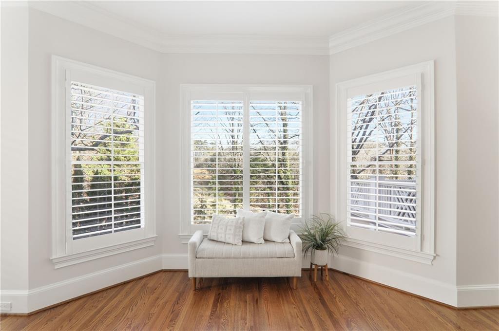 650 Greenview Terrace