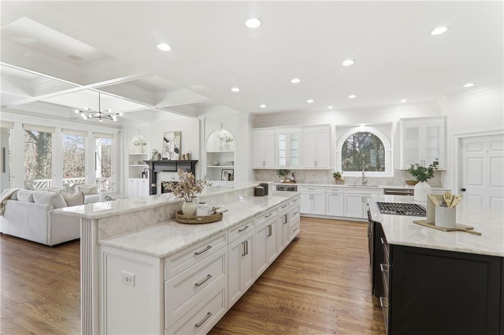 650 Greenview Terrace