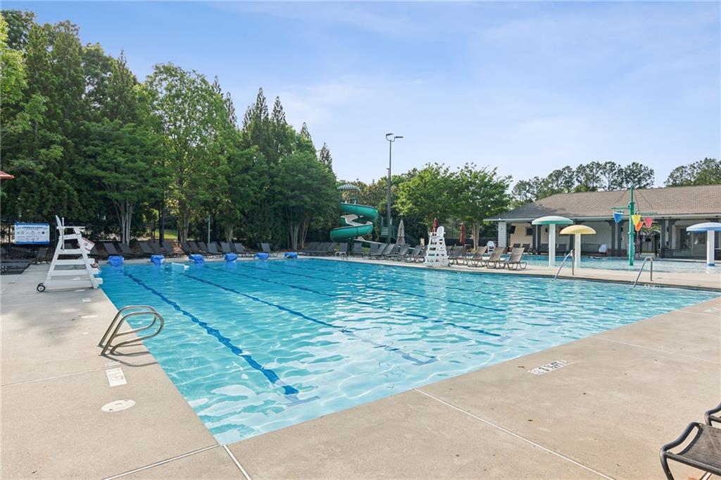 650 Greenview Terrace