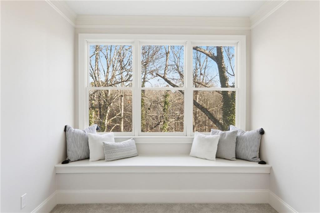 650 Greenview Terrace