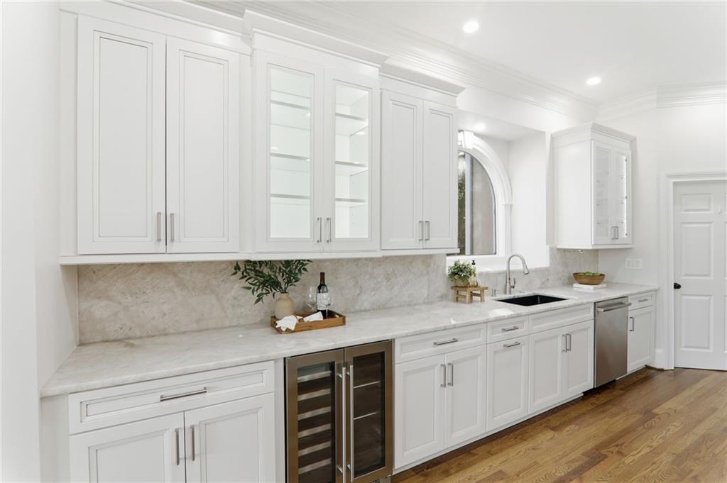 650 Greenview Terrace