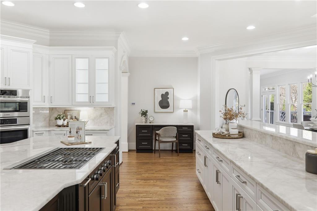 650 Greenview Terrace