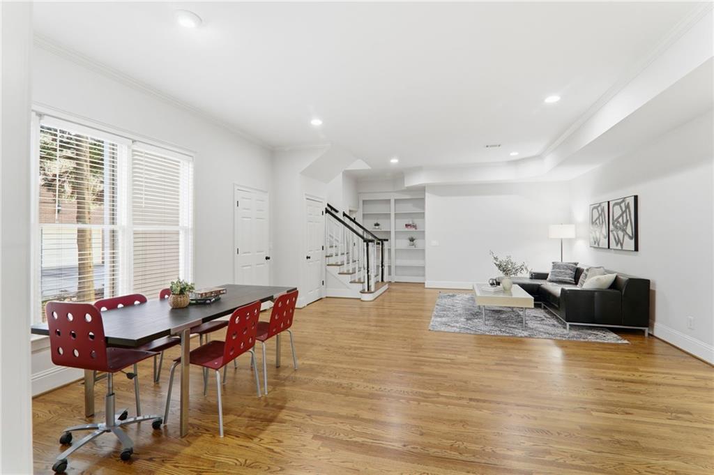 650 Greenview Terrace