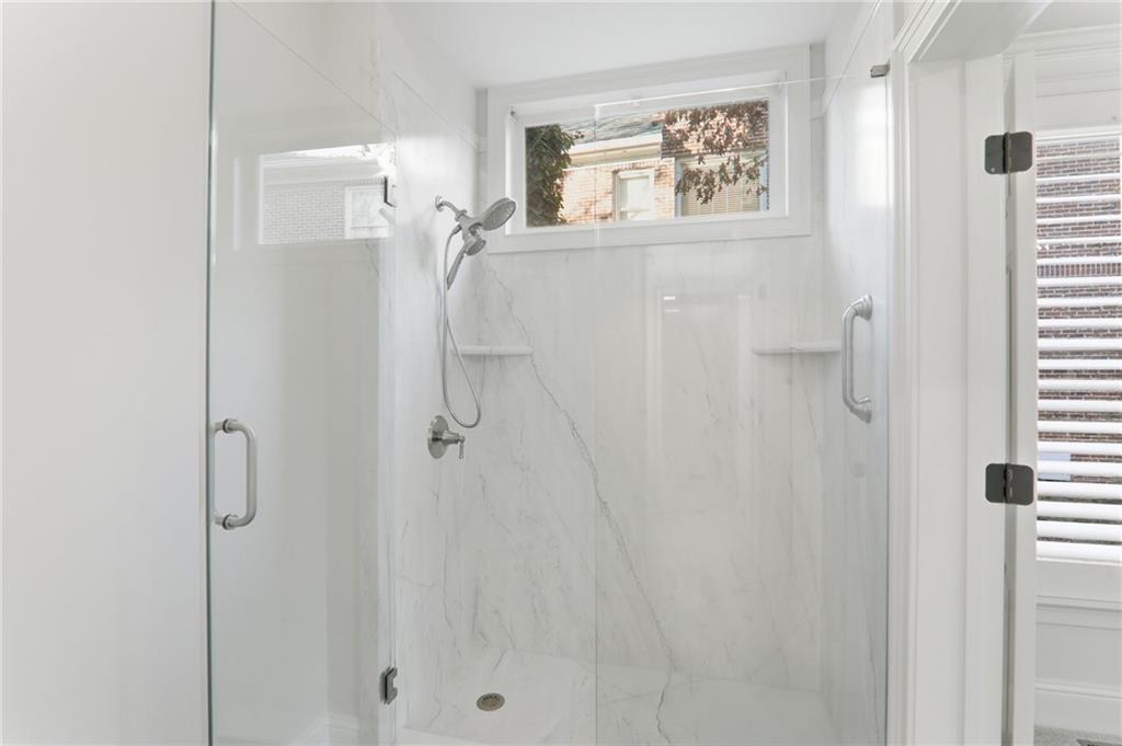 650 Greenview Terrace