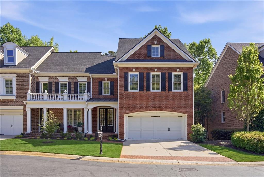 2416 Loxford Lane