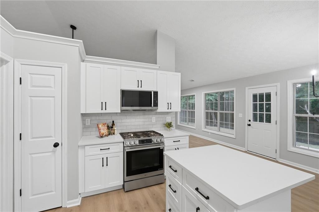 1140 Lendl Lane
