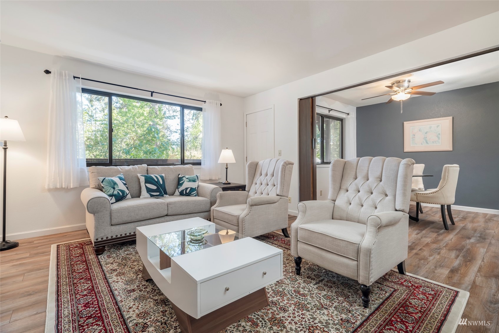 325 Division Street Unit: 207