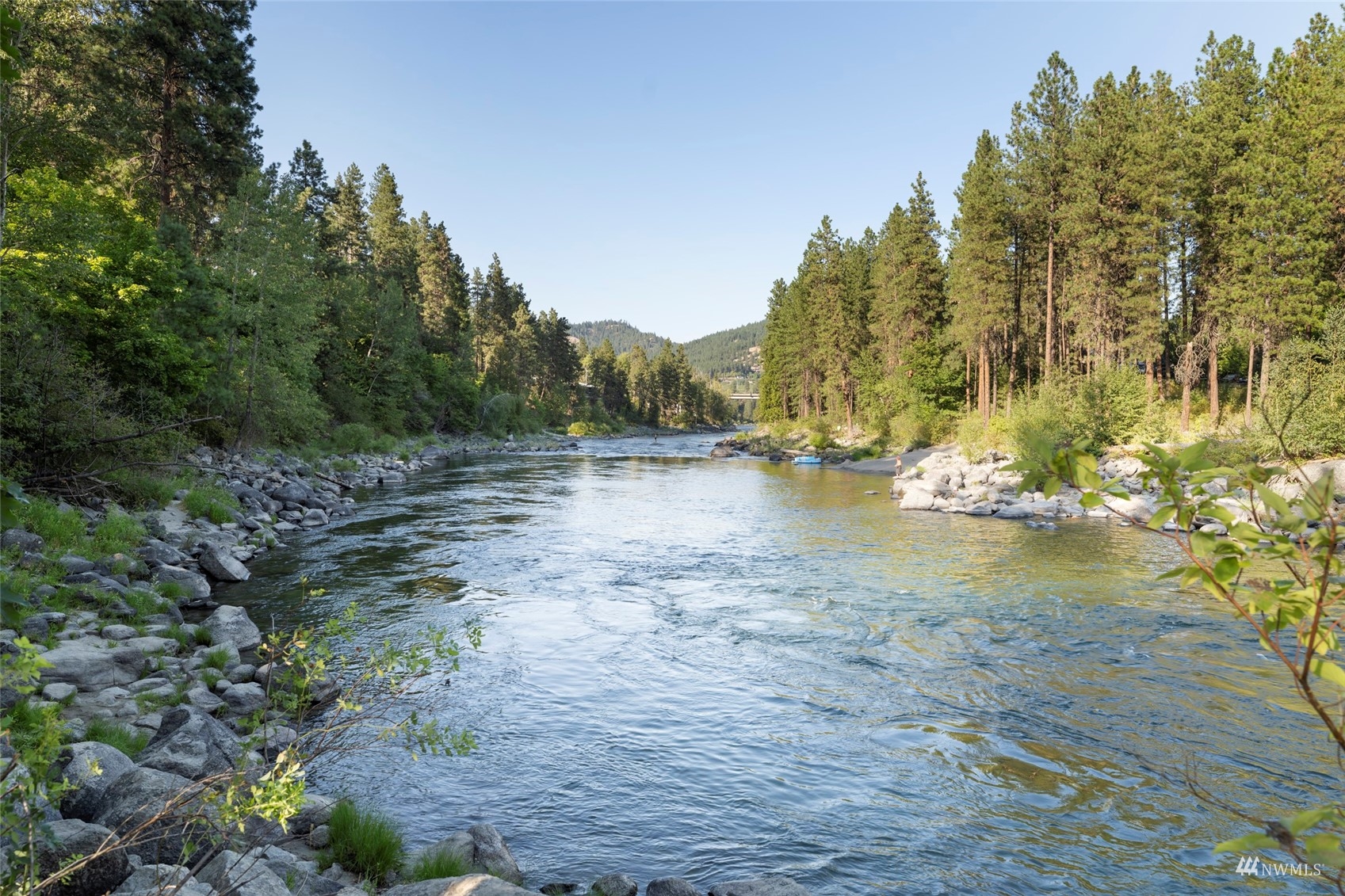 325 Division Street Unit: 207