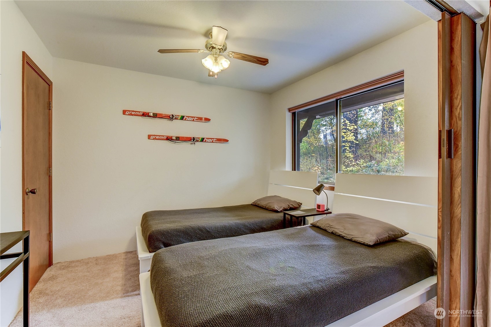 325 Division Street Unit: 109