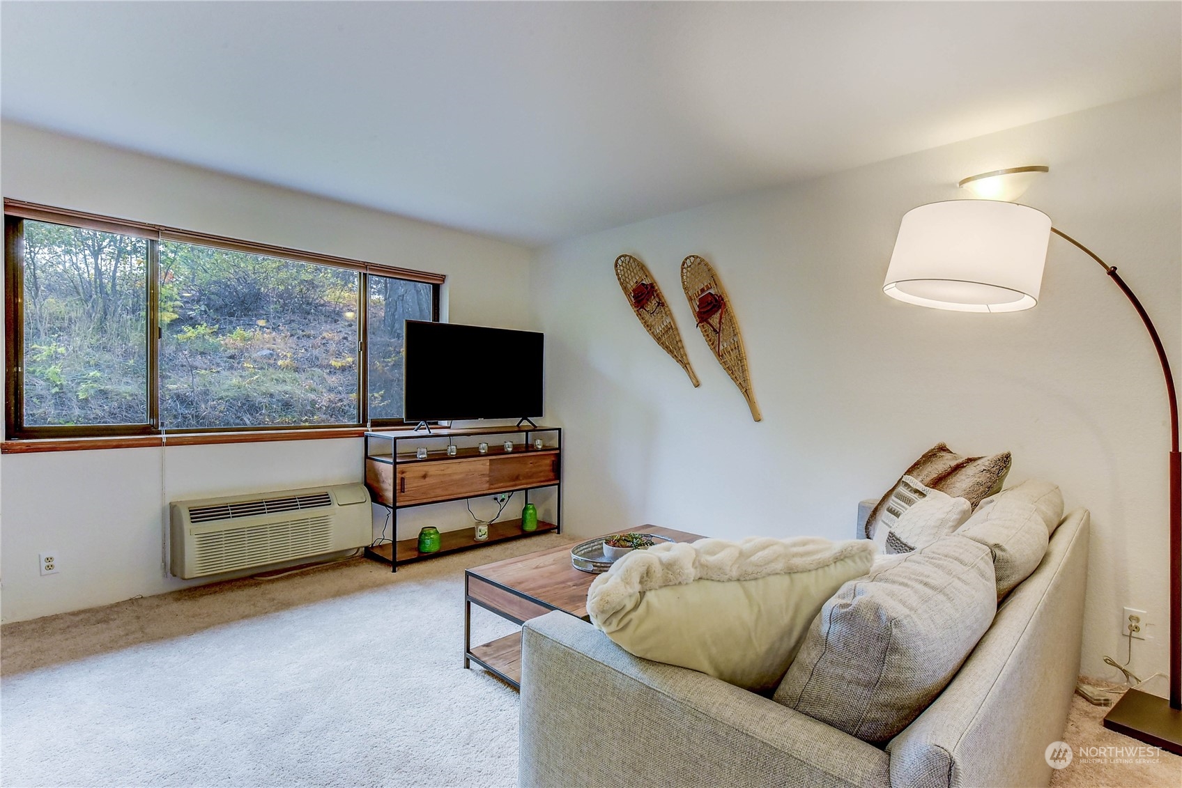 325 Division Street Unit: 109