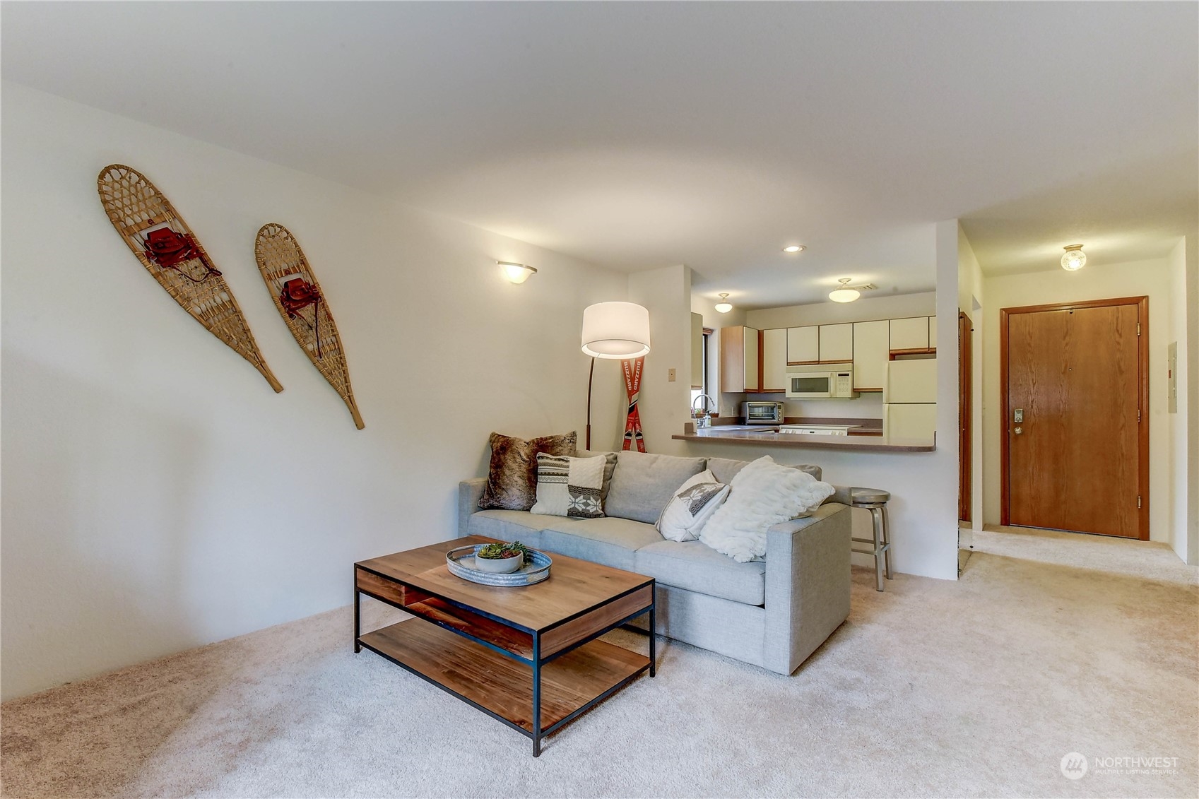 325 Division Street Unit: 109