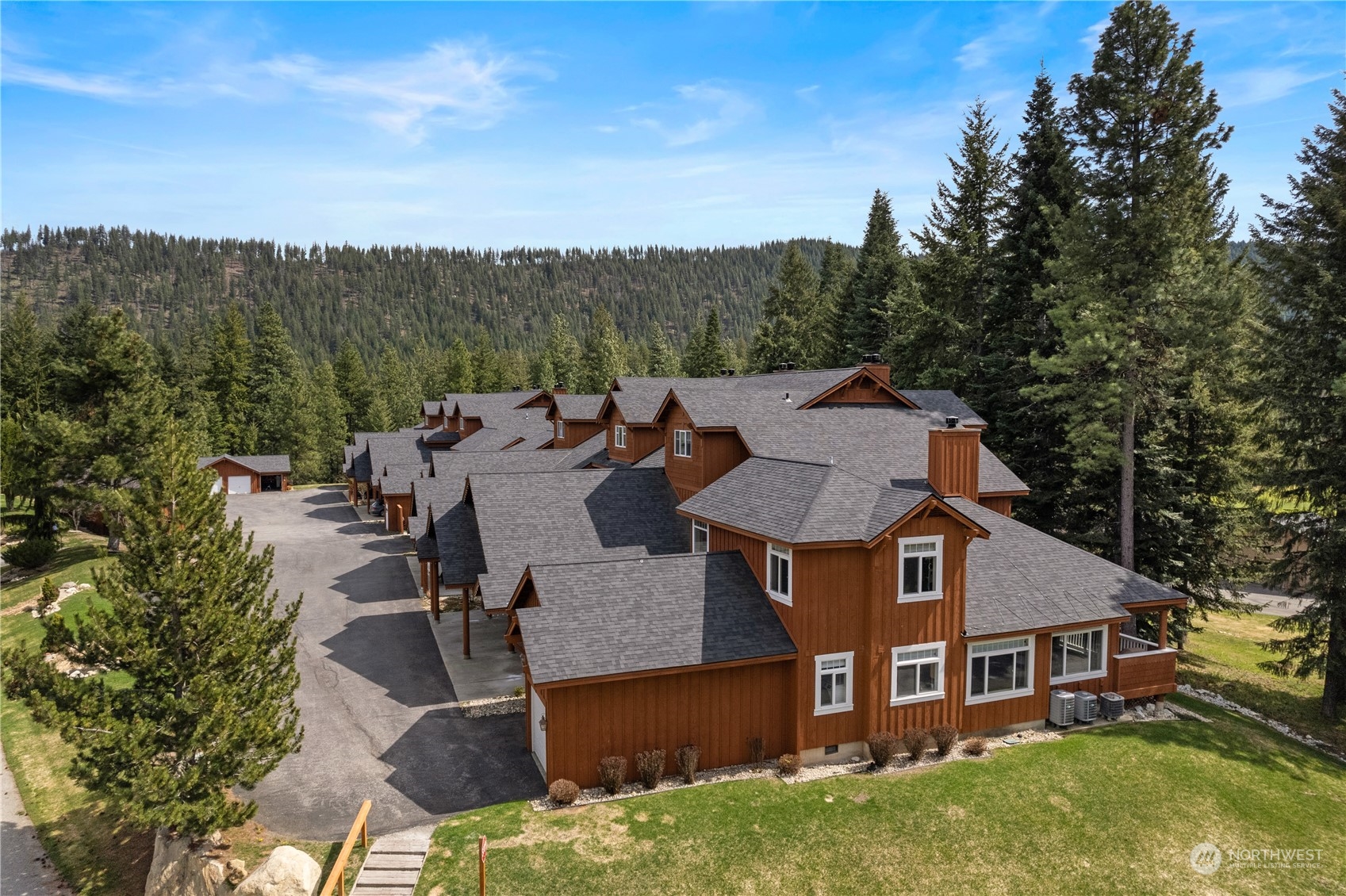 20701 Club House Drive Unit: 110