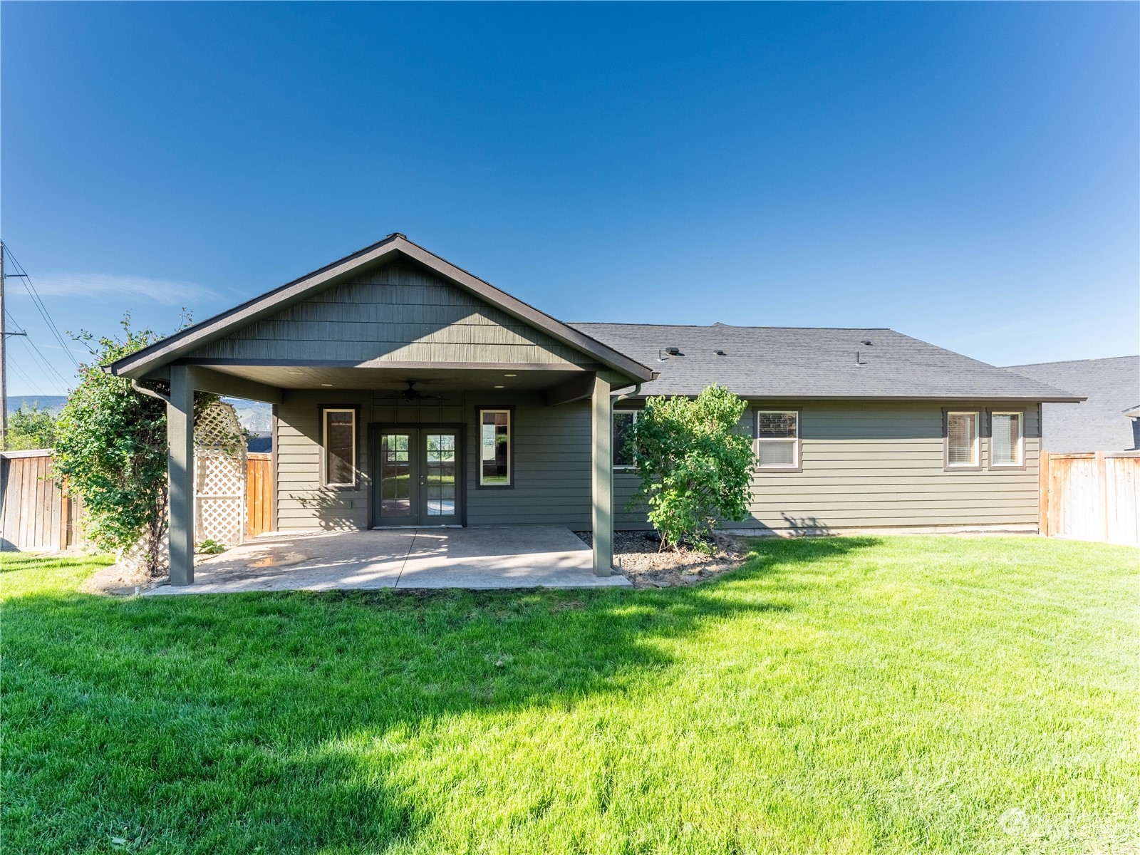 1989 Peach Haven Court