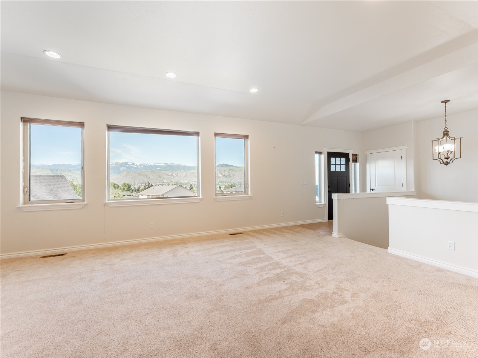 1989 Peach Haven Court