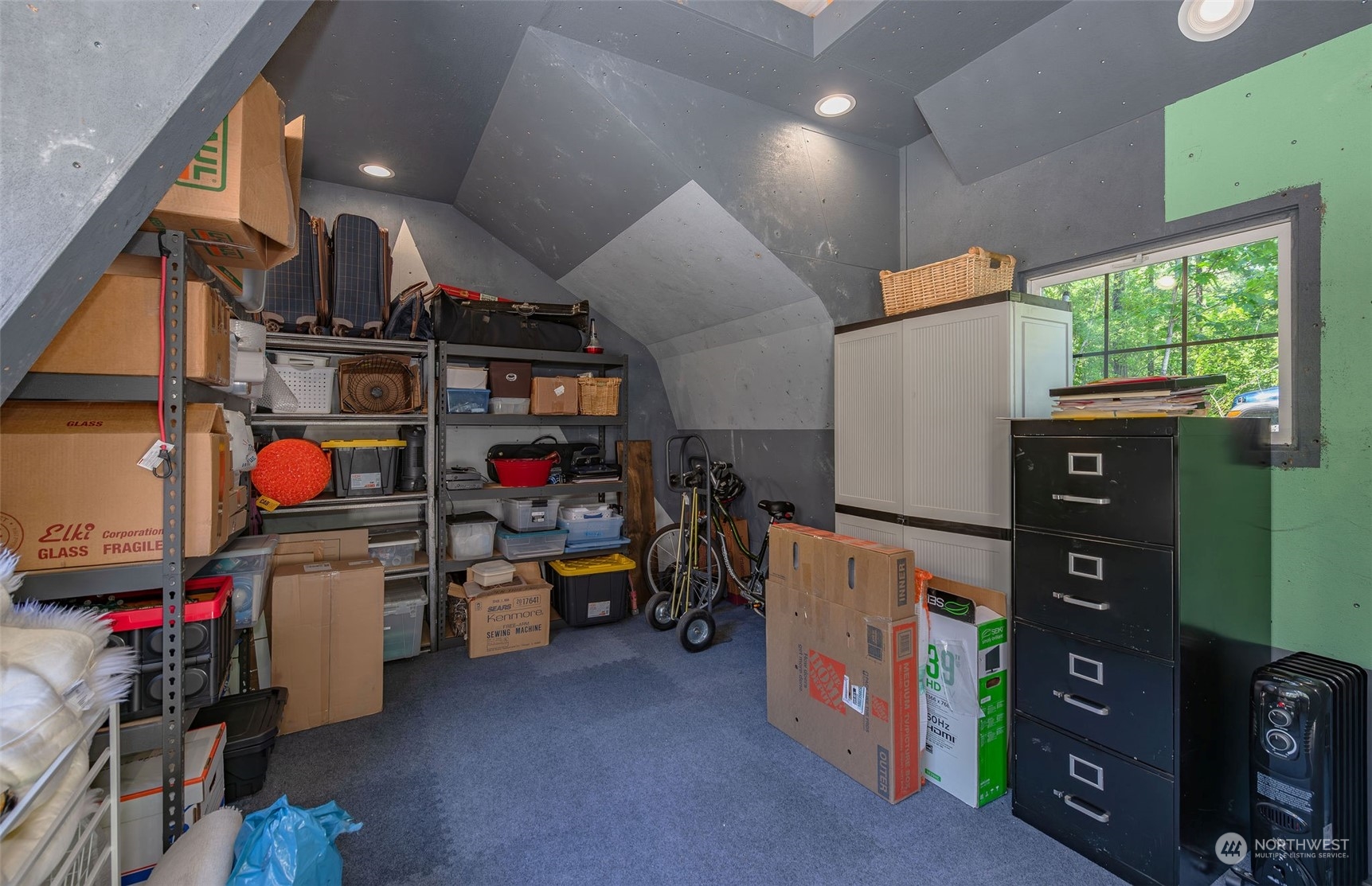 12758 Pine Ridge Drive