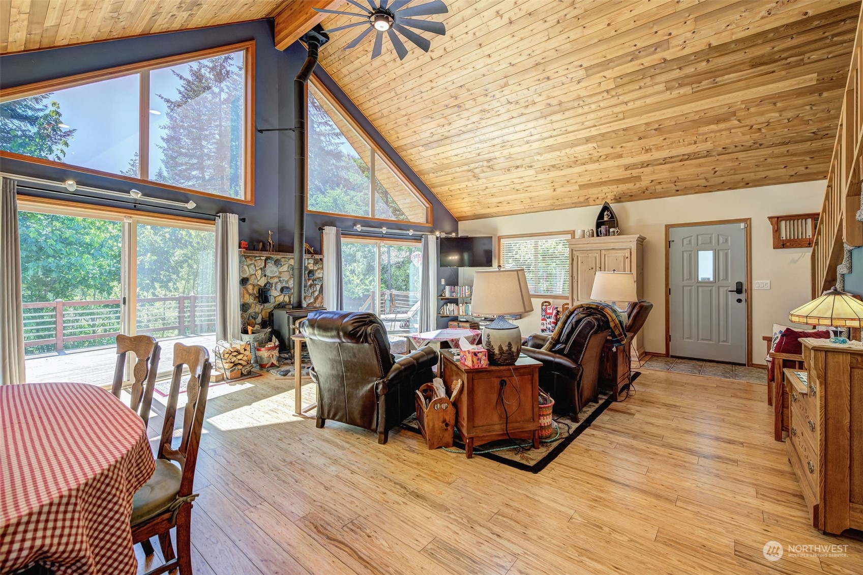 12758 Pine Ridge Drive