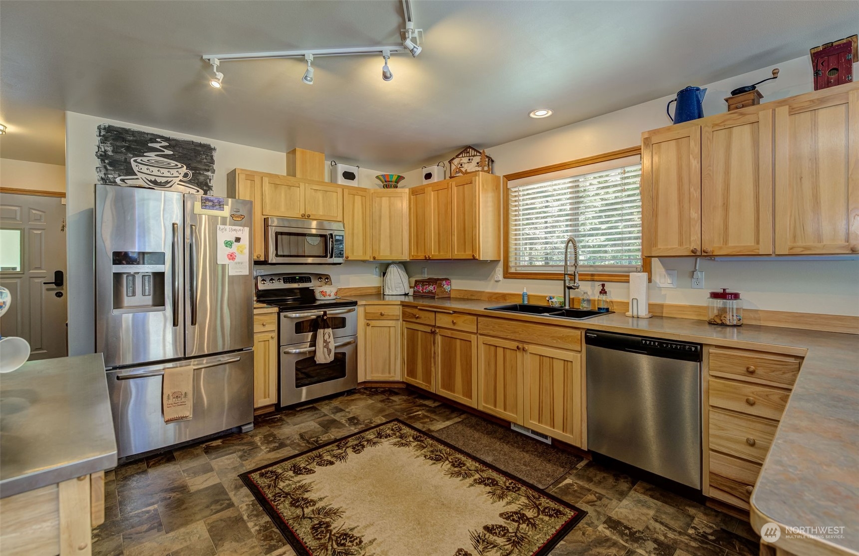 12758 Pine Ridge Drive