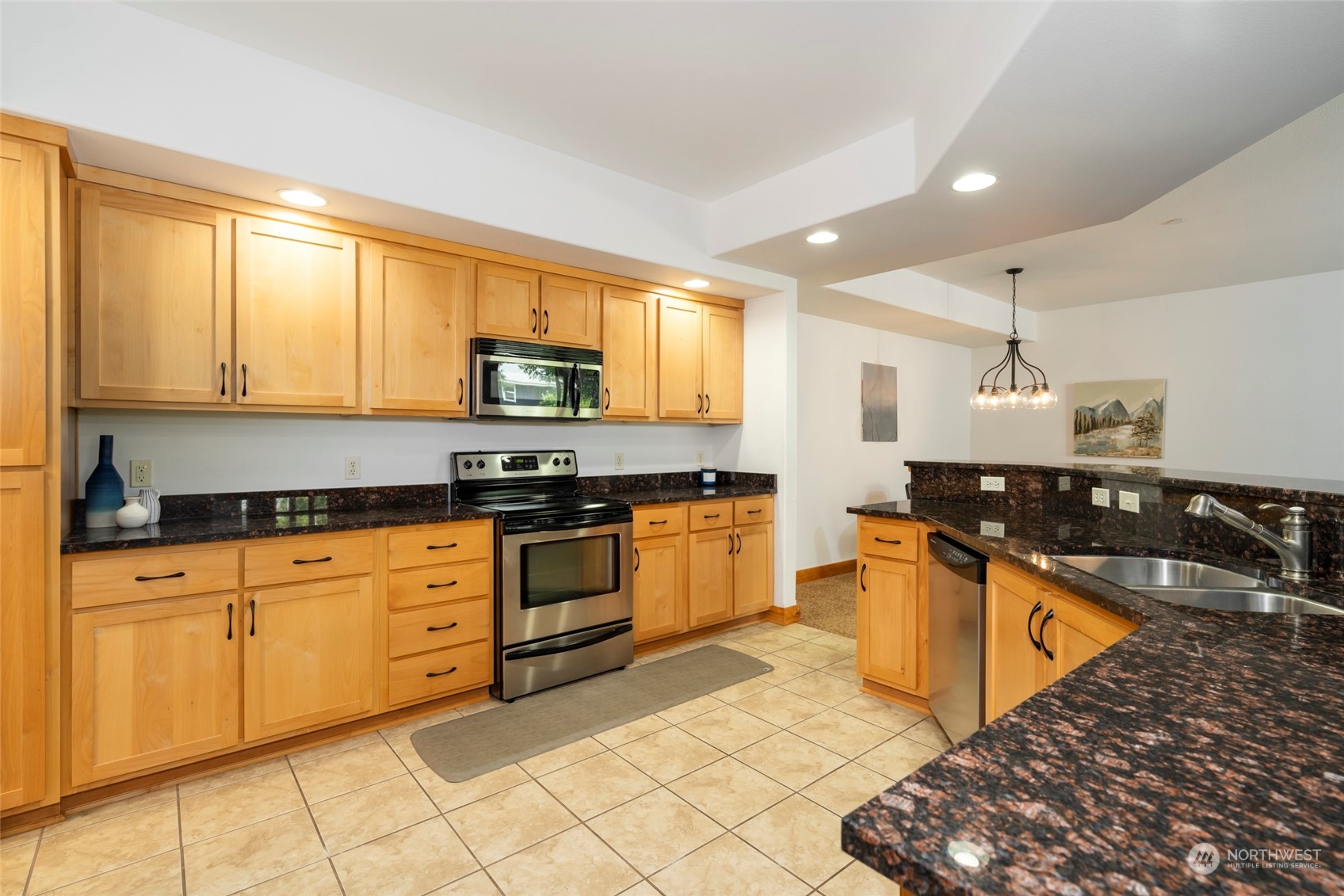 100 Ski Blick Strasse Unit: D-102