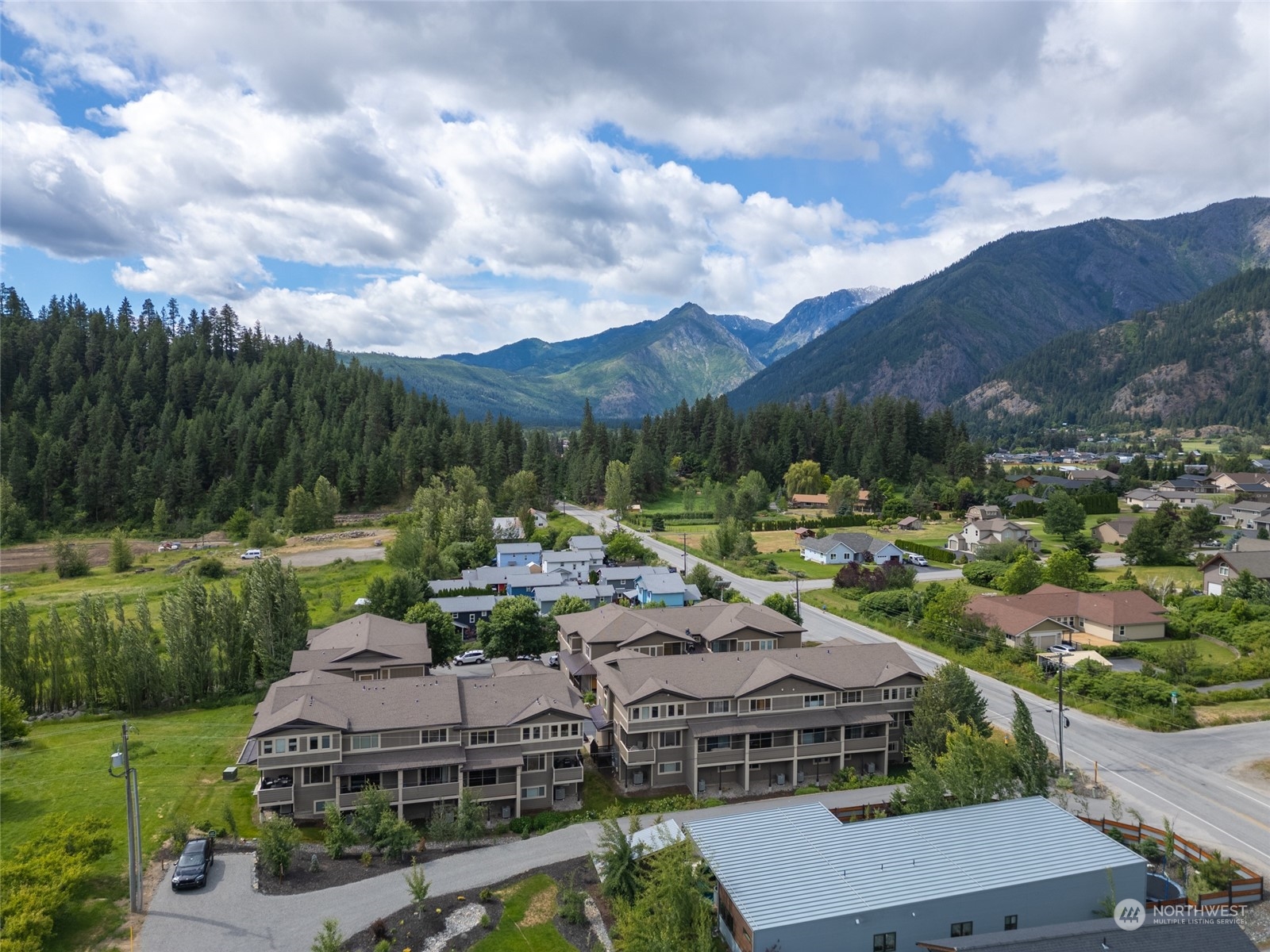 100 Ski Blick Strasse Unit: D-102