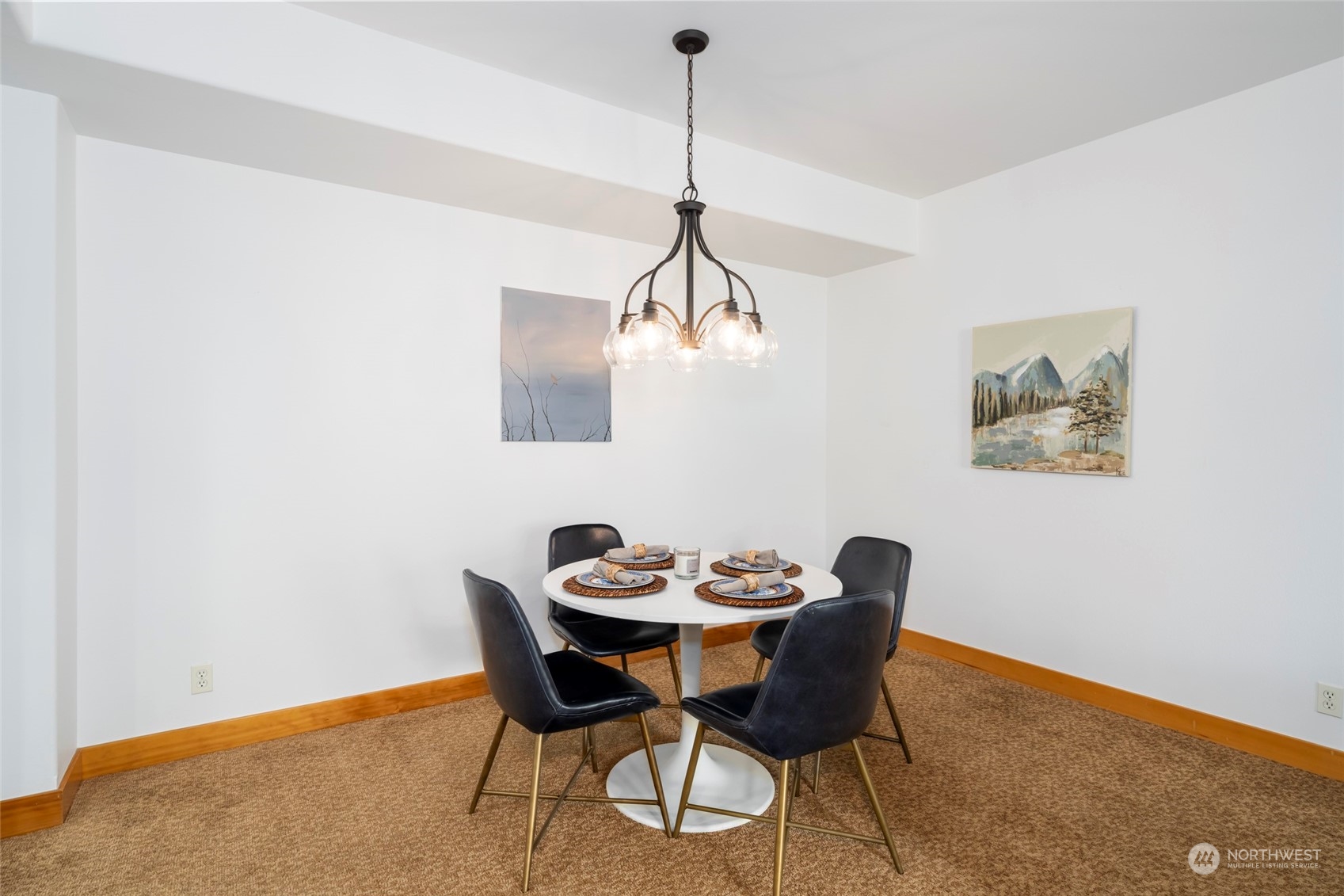 100 Ski Blick Strasse Unit: D-102