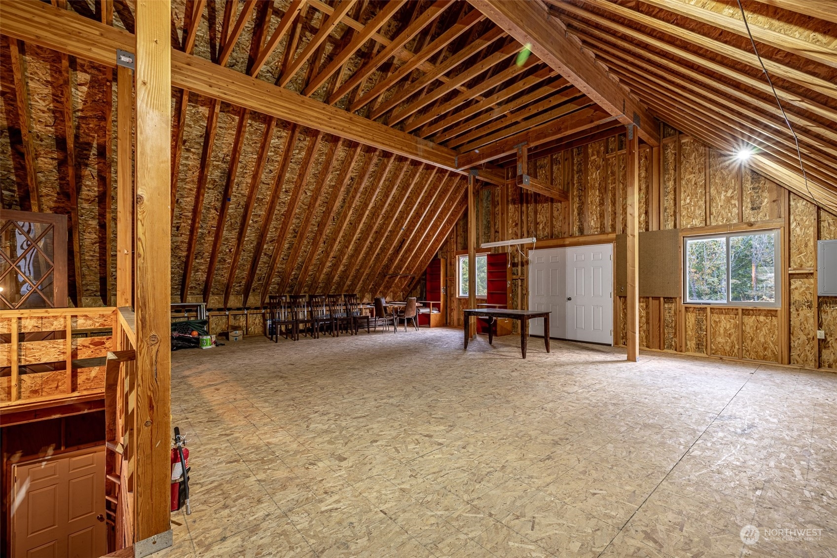 16724 Lakeview Drive