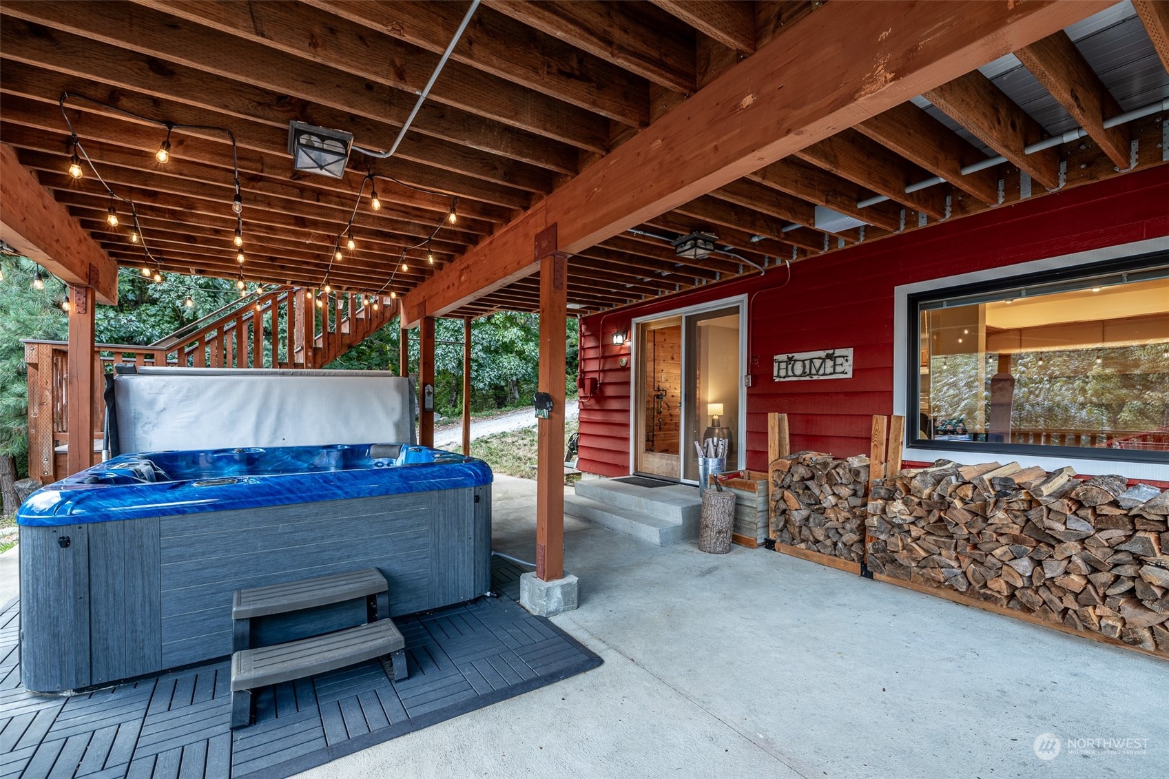 16724 Lakeview Drive