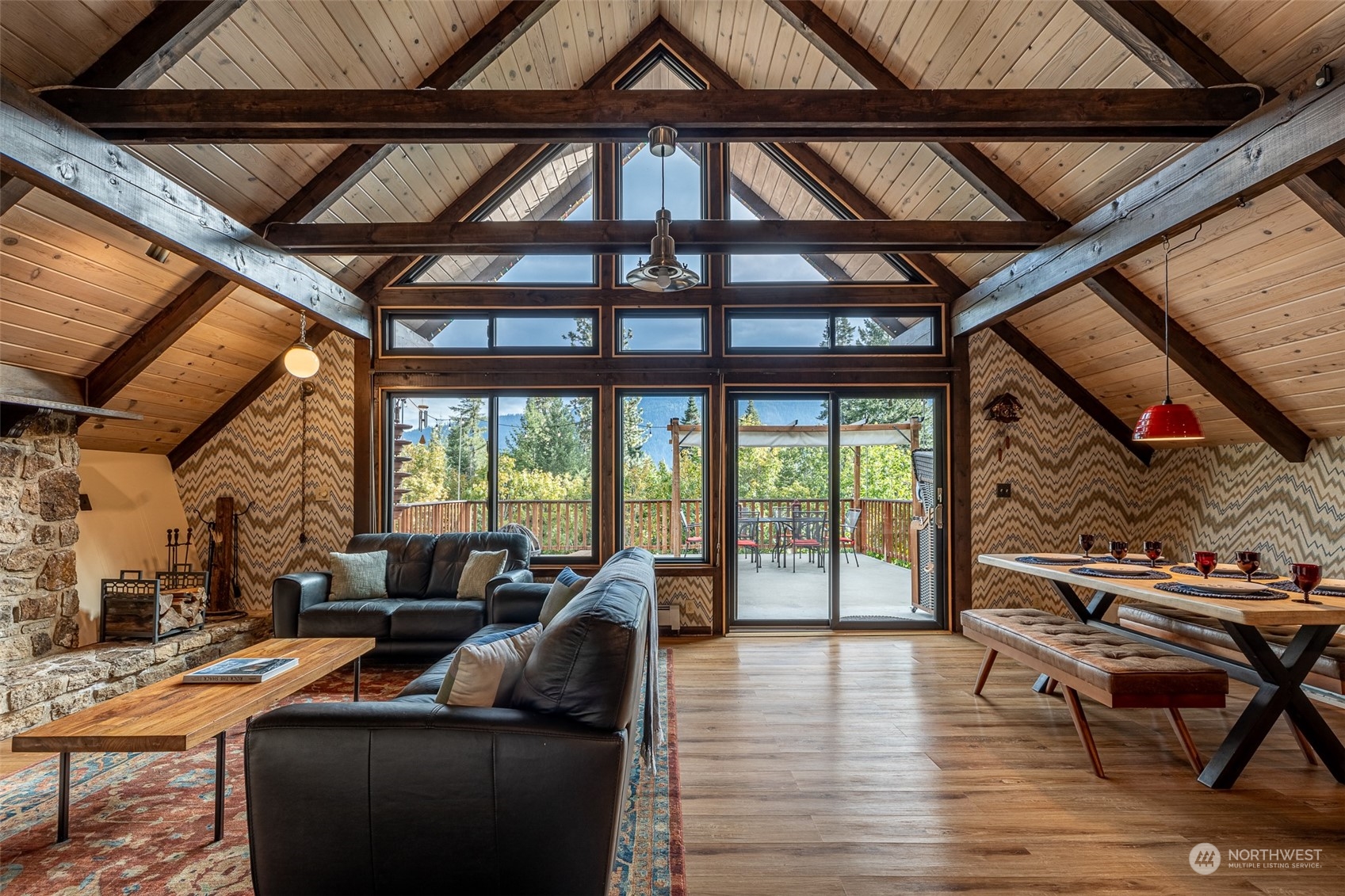 16724 Lakeview Drive