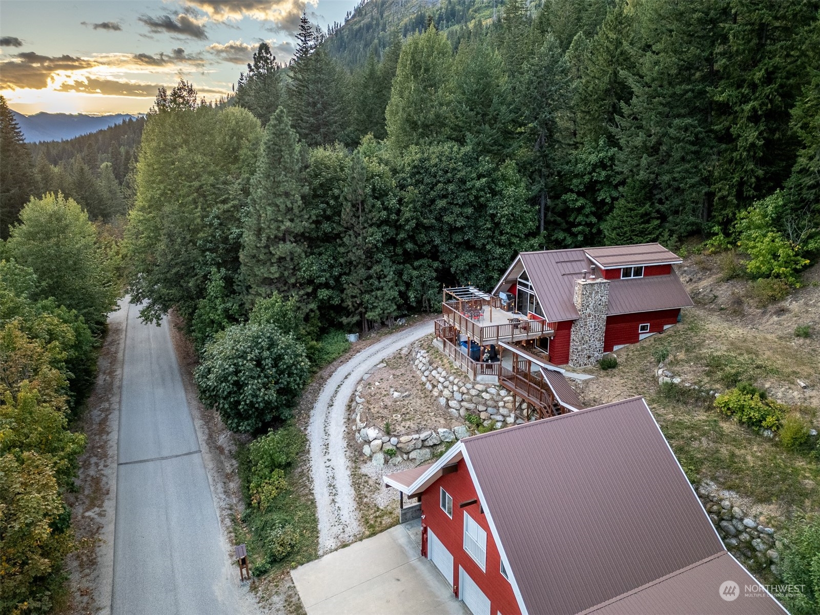 16724 Lakeview Drive