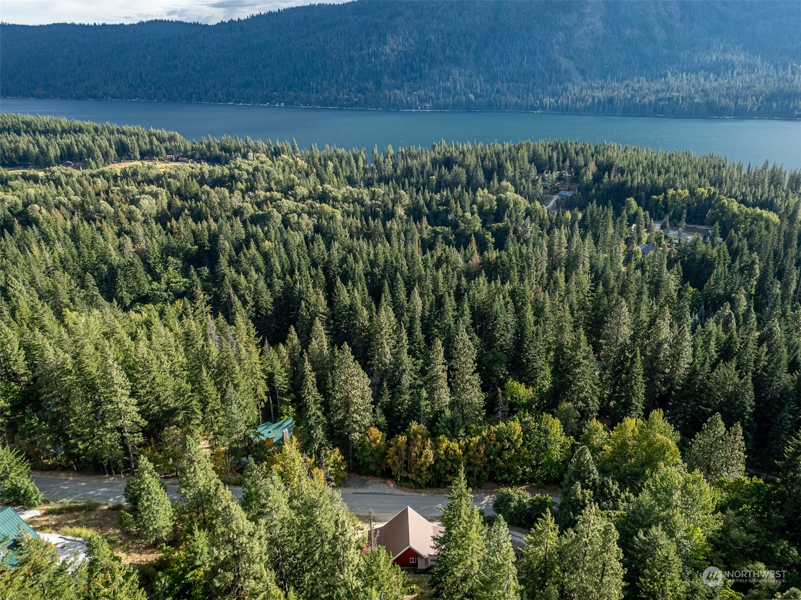 16724 Lakeview Drive