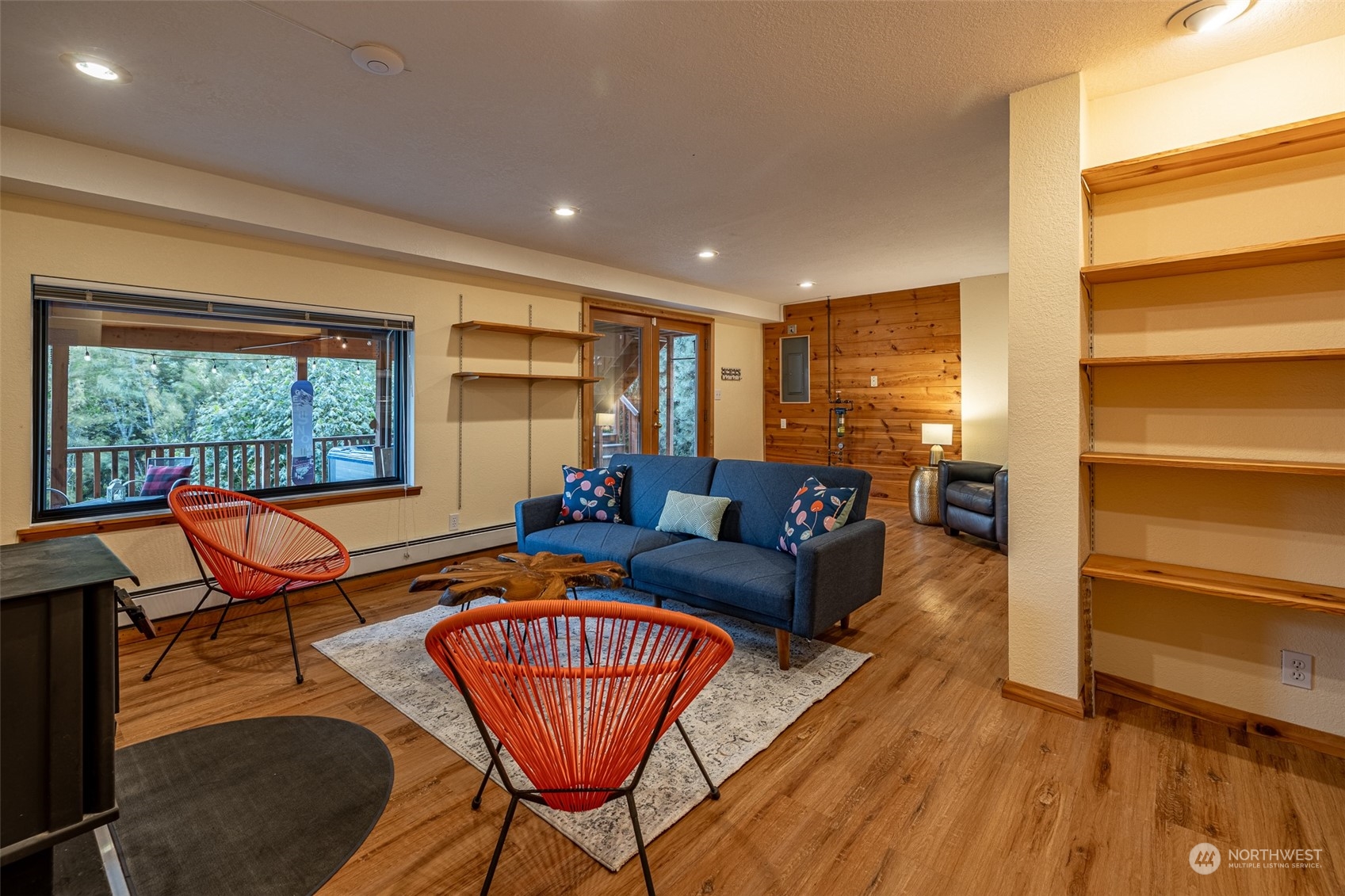 16724 Lakeview Drive