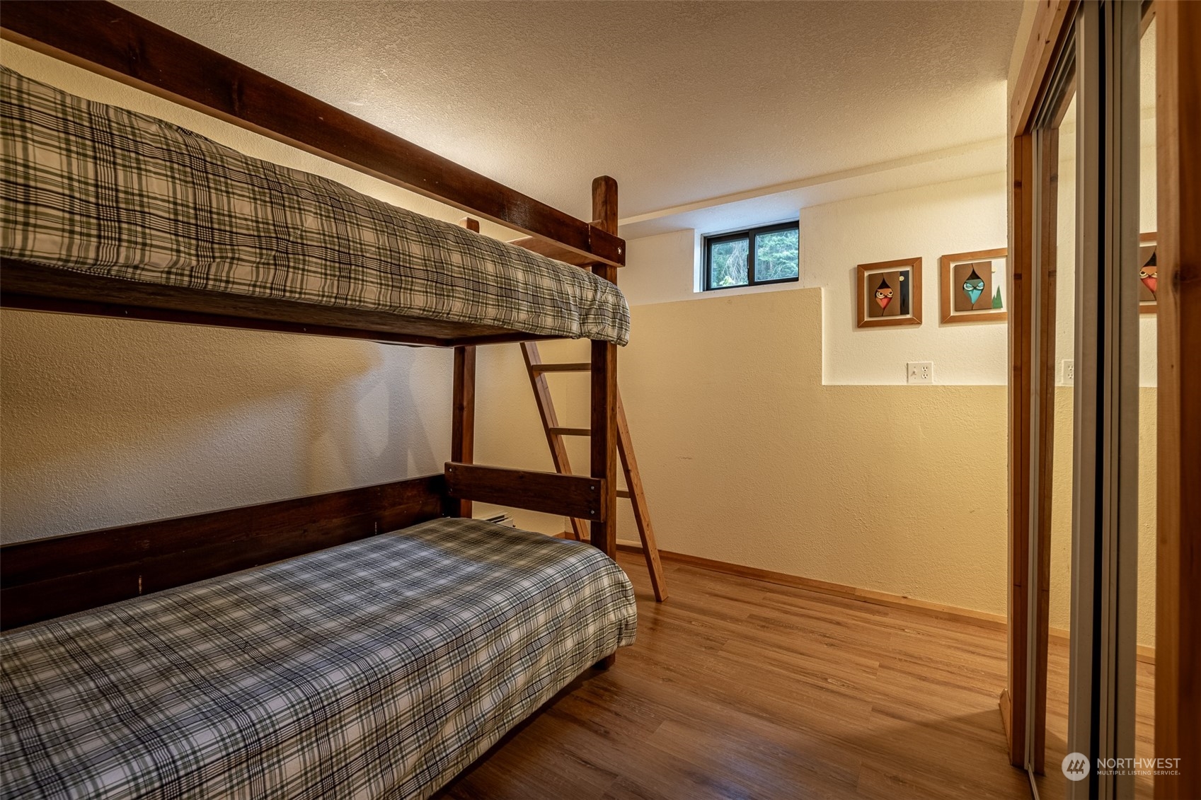 16724 Lakeview Drive