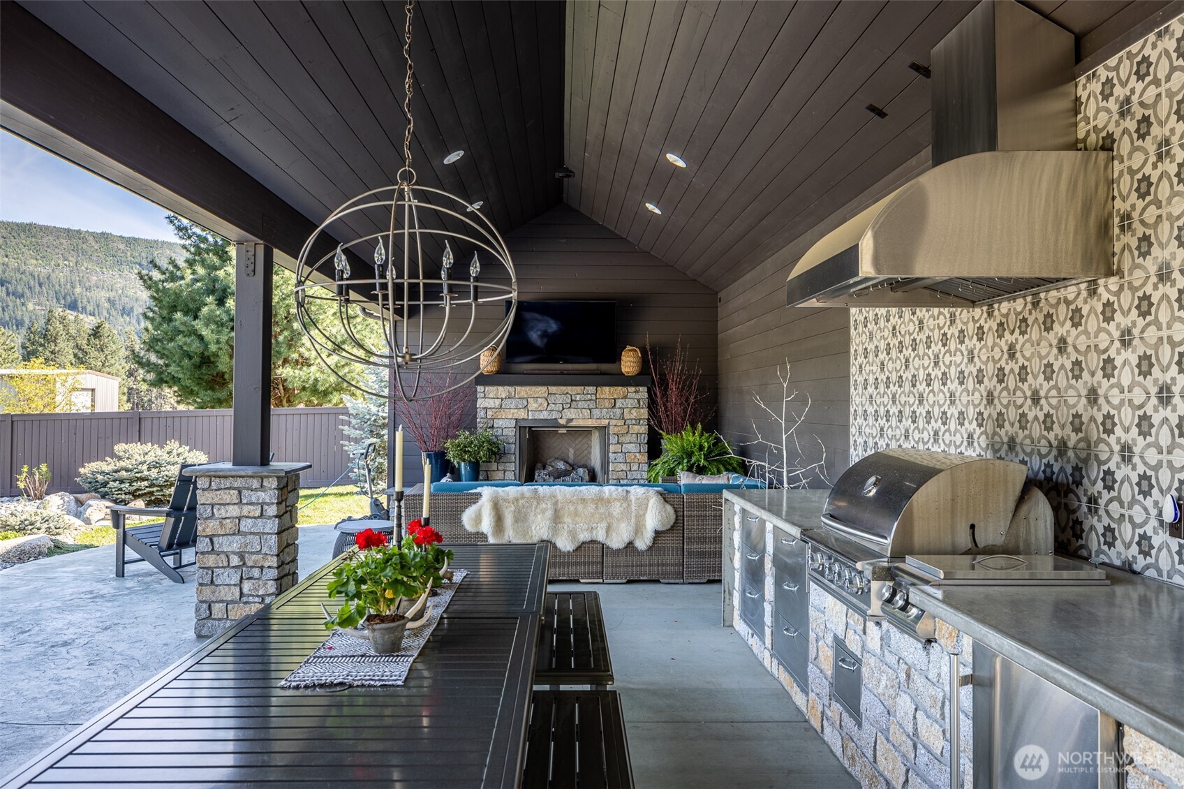 8105 Icicle Road