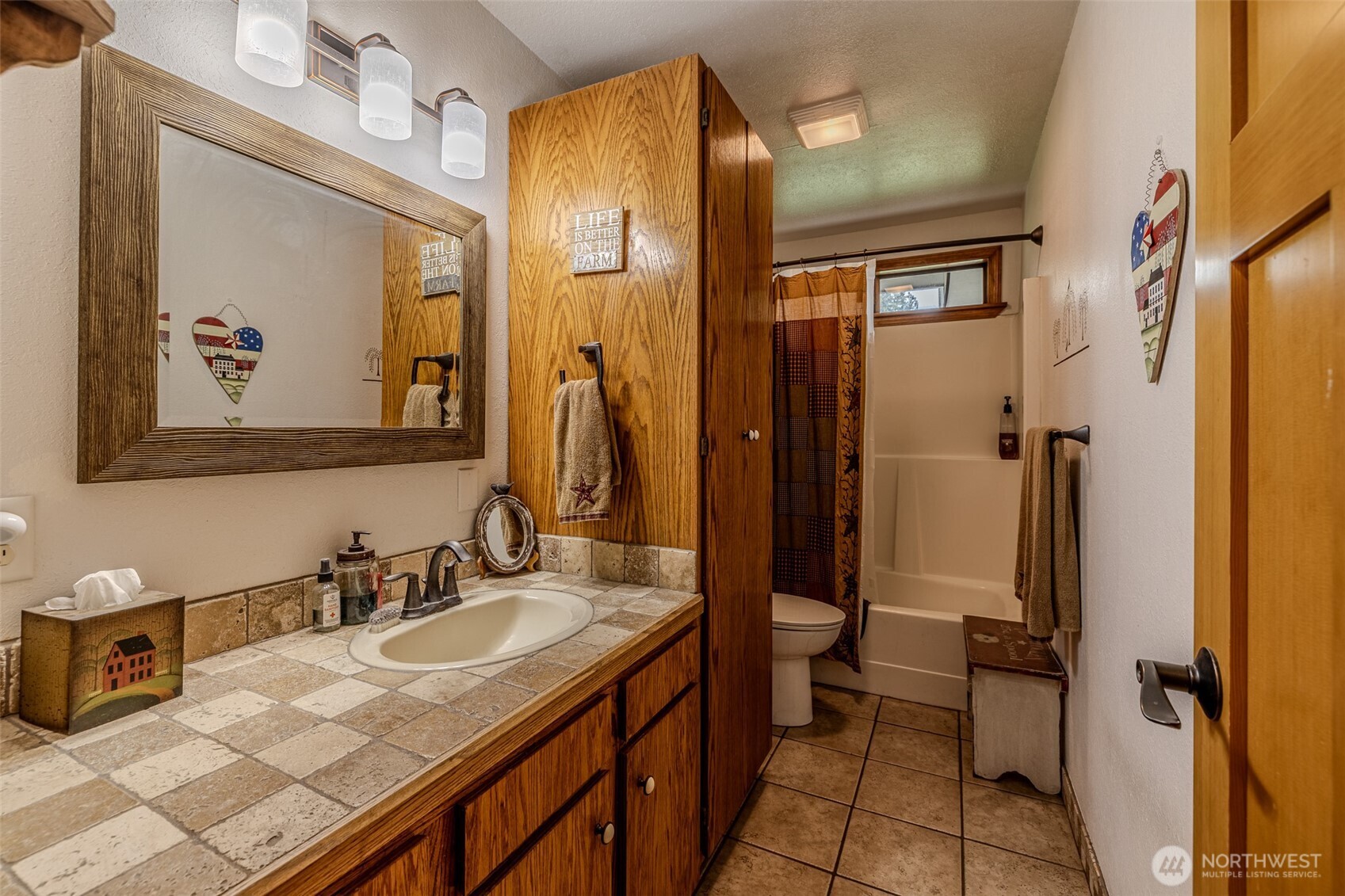 124 Cross Creek