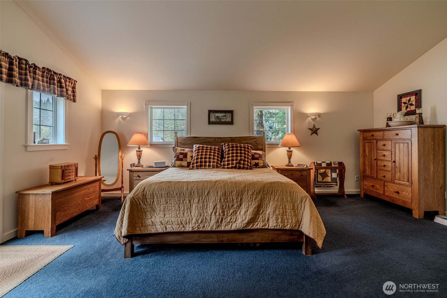 124 Cross Creek