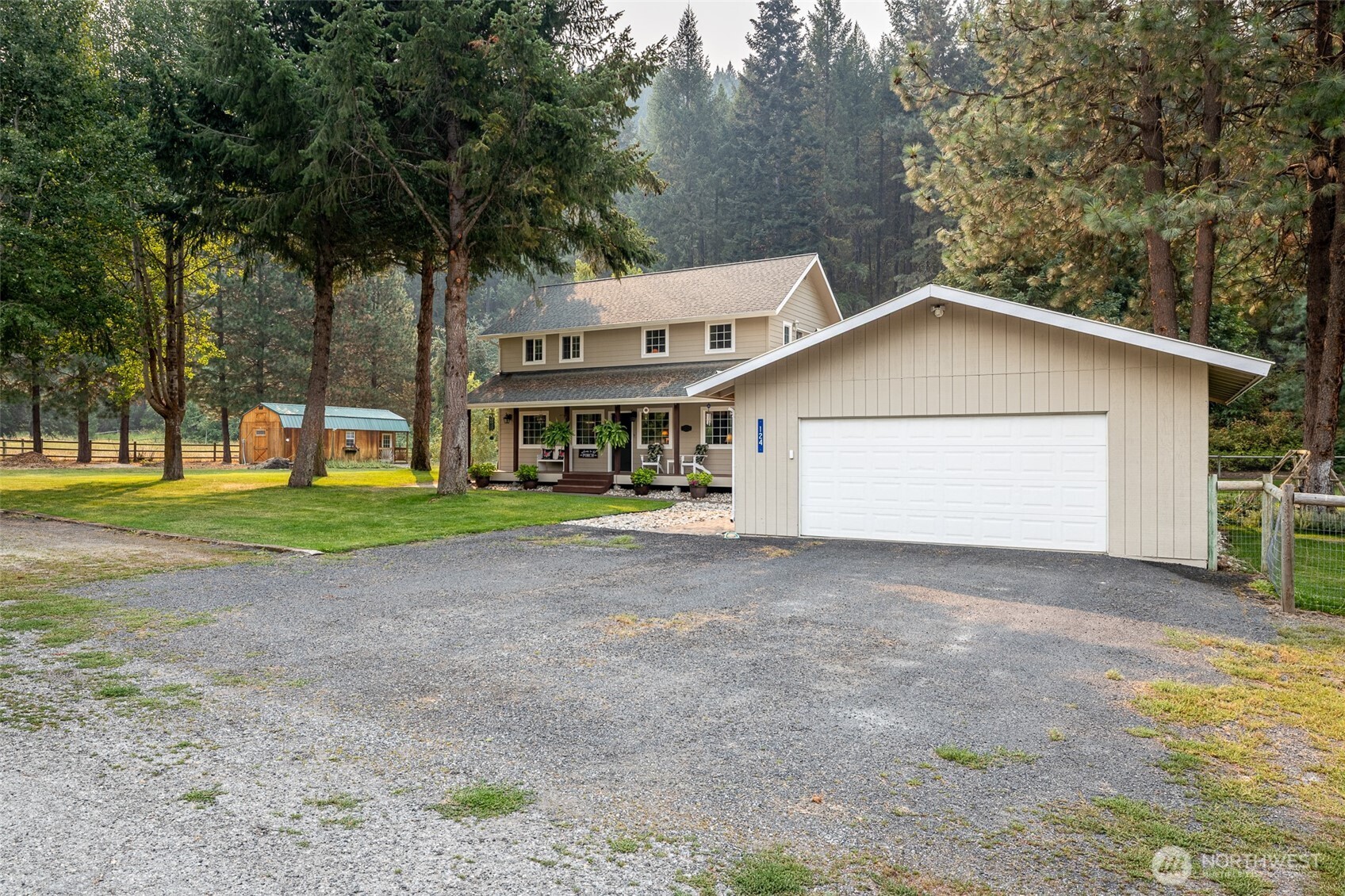 124 Cross Creek