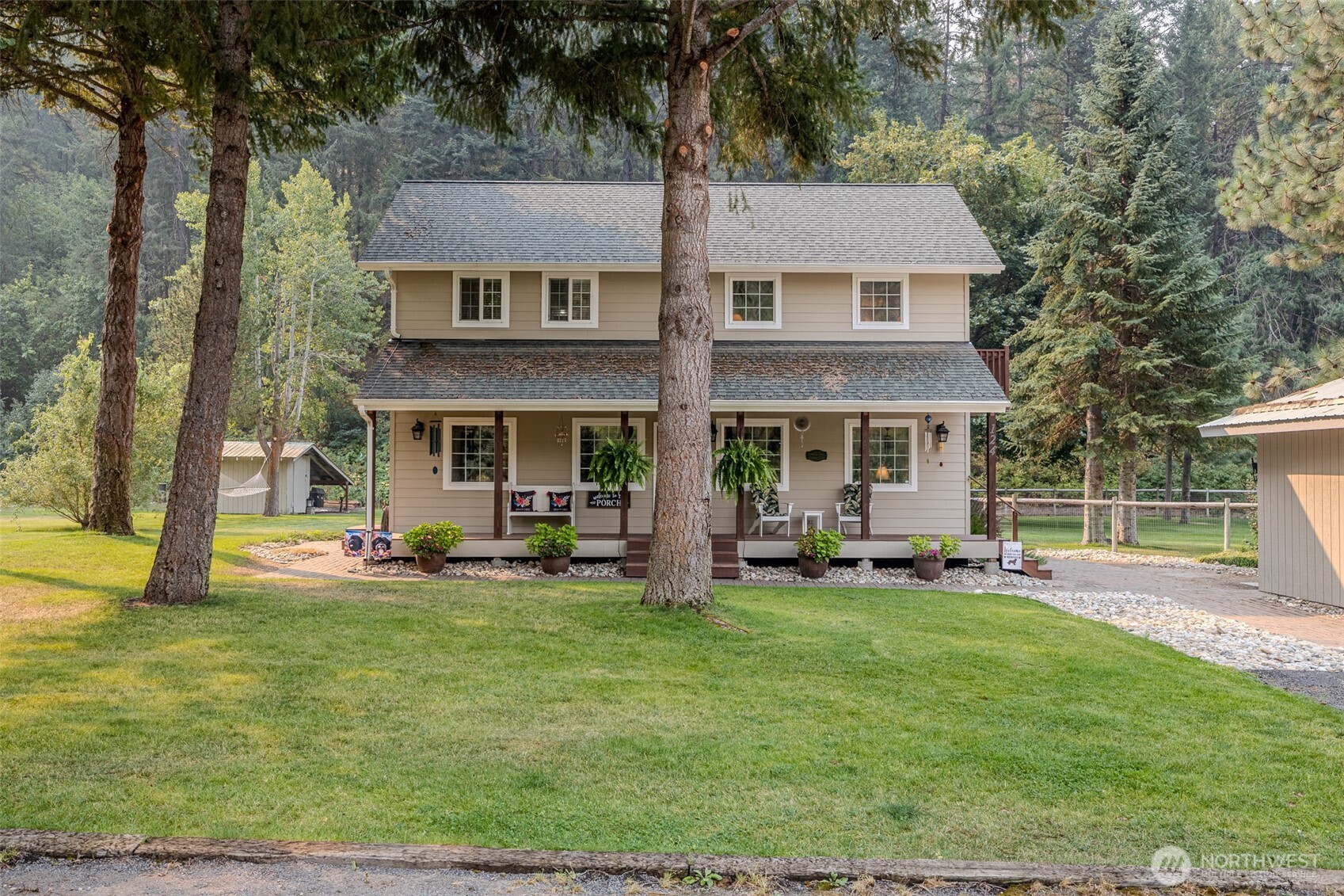 124 Cross Creek