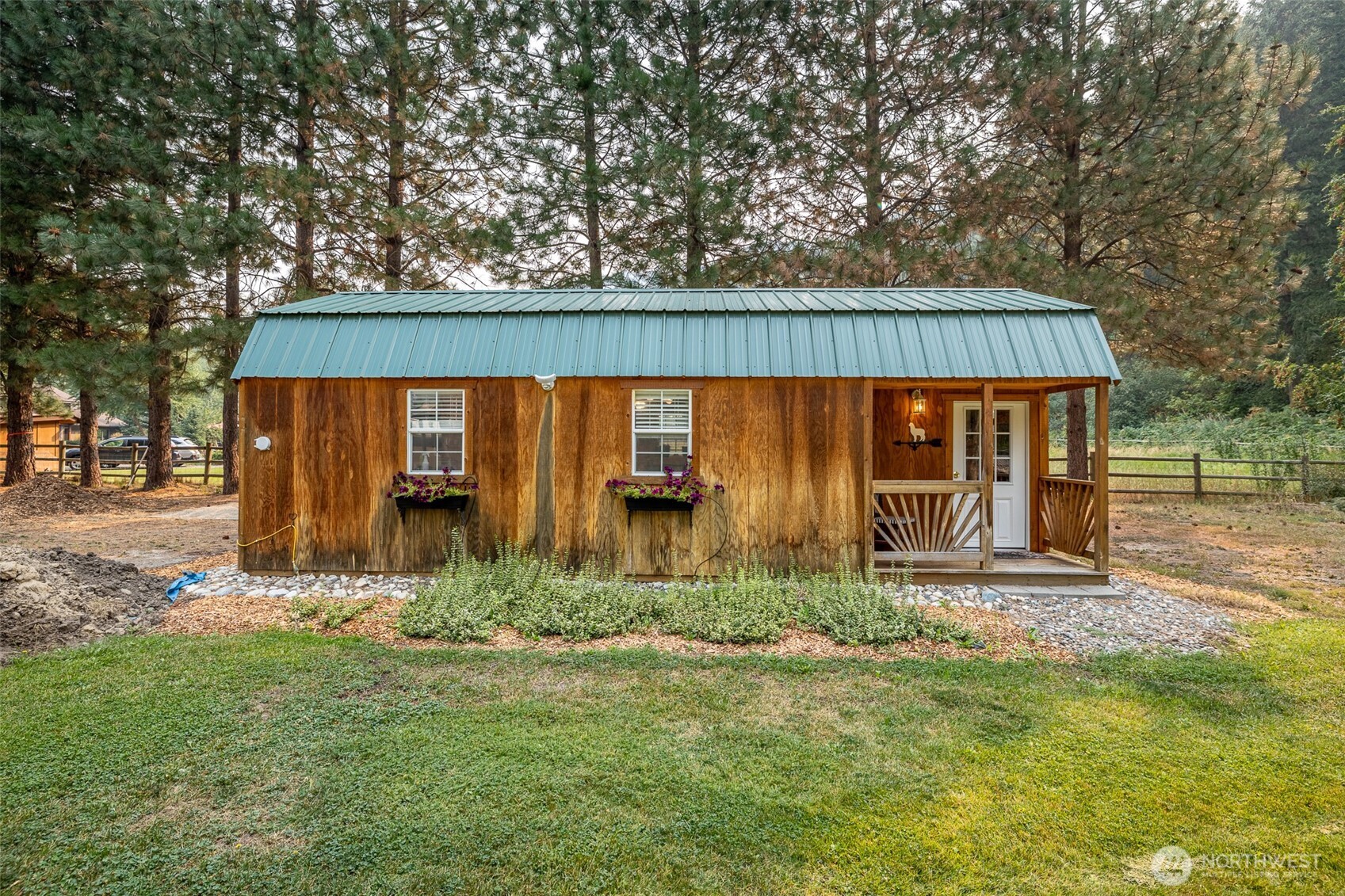 124 Cross Creek