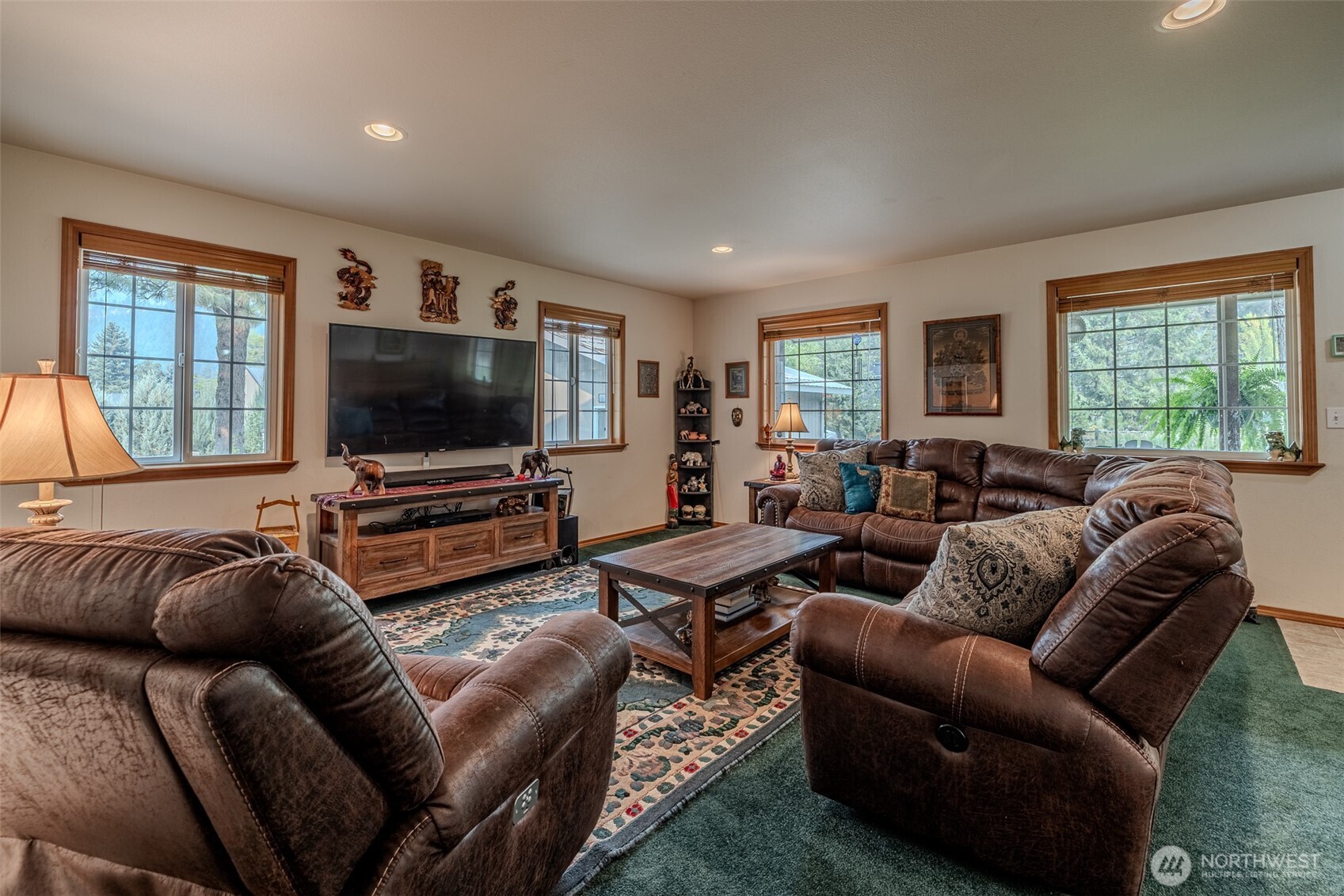 124 Cross Creek