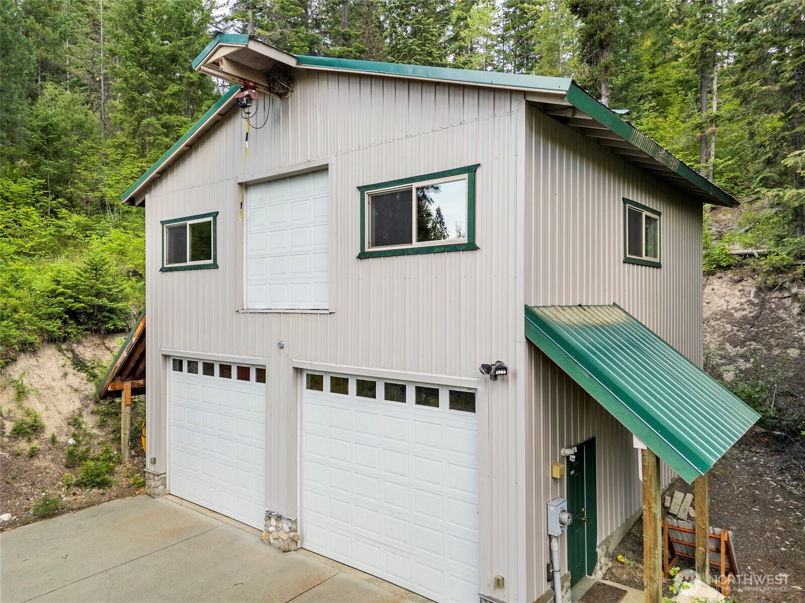2290 Riffle Drive